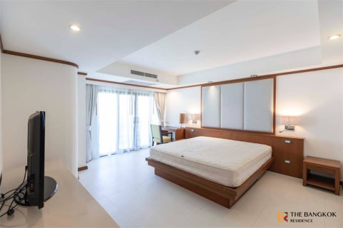 Condo à Bangkok, Thaïlande, 4 chambres  № 186285