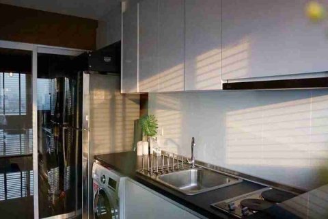 Condo in Bangkok, Thailand, 1 bedroom № 183449 - photo 4