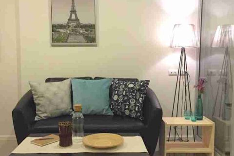 Condo in Bangkok, Thailand, 1 bedroom № 183452 - photo 1