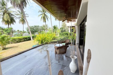 Condo à Cha-am, Thaïlande, 2 chambres  № 164203 - photo 13