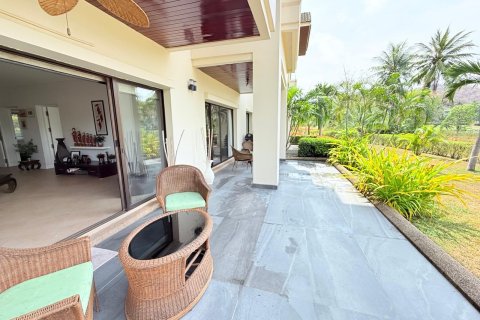 Condo à Cha-am, Thaïlande, 2 chambres  № 164203 - photo 12