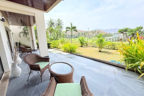 Condo à Cha-am, Thaïlande, 2 chambres  № 164203