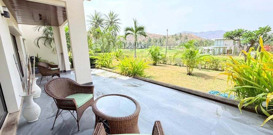 Condo à Cha-am, Thaïlande, 2 chambres  № 164203