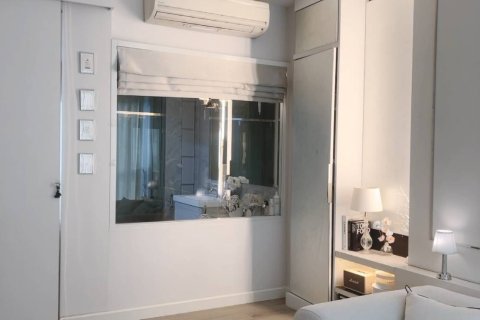 Condo in Phra Khanong, Bangkok, Thailand, 2 bedrooms  № 164207 - photo 16