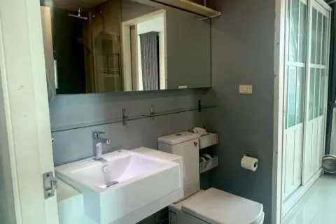 Studio dans le Condo à Pattaya, Thaïlande  № 164205 - photo 8