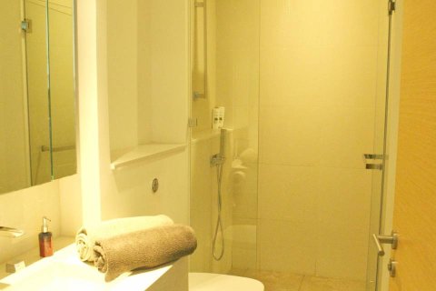 Condo in Bangkok, Thailand, 3 bedrooms  № 180791 - photo 18