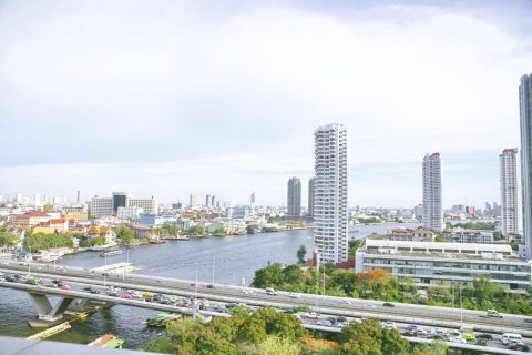 Condo in Bangkok, Thailand, 3 bedrooms  № 180791 - photo 11