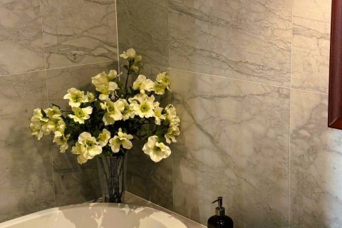 Condo in Bangkok, Thailand, 1 bedroom  № 180786 - photo 24