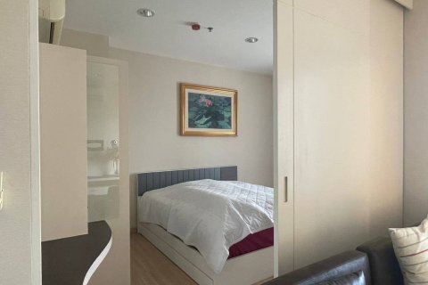 Студия в кондо в Кхлонг Сане, Бангкок, Таиланд № 171087