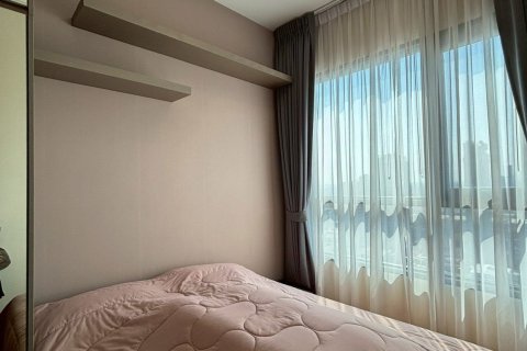 Studio dans le Condo à Watthana, Bangkok, Thaïlande  № 171089 - photo 4