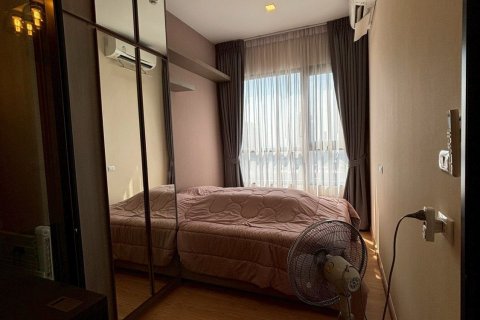 Studio dans le Condo à Watthana, Bangkok, Thaïlande  № 171089 - photo 3