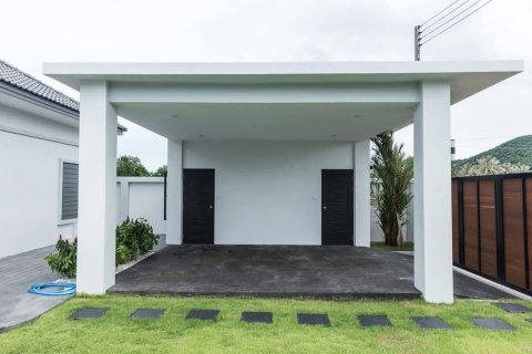 Villa in Hua Hin, Thailand 3 bedrooms № 171093 - photo 16