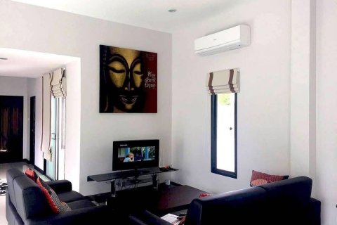 Villa in Hua Hin, Thailand 3 bedrooms № 171093 - photo 11