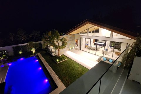 Вилла в Пхукете, Таиланд с 4 спальнями  № 169785