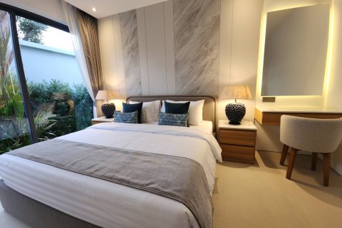 Вилла в Пхукете, Таиланд с 4 спальнями  № 169785 - фото 3