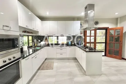 Casa de 3 dormitorios en Pattaya, Tailandia № 211391 - foto 8