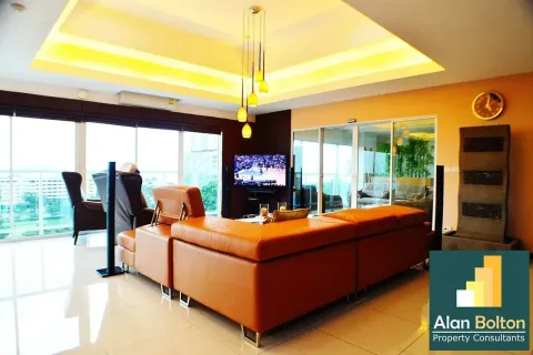 Condominio de 2 dormitorios en Pattaya, Tailandia № 211388 - foto 2