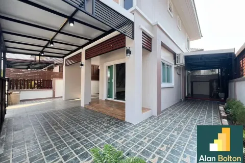 Casa de 3 dormitorios en Pattaya, Tailandia № 211392 - foto 5