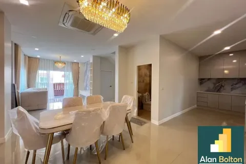 Casa de 3 dormitorios en Pattaya, Tailandia № 211392 - foto 10