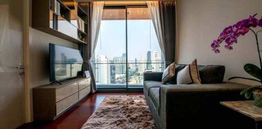 Studio in the Condo in Watthana, Bangkok, Thailand  № 160608