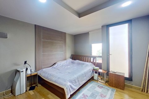 Duplex à Watthana, Bangkok, Thaïlande 3 chambres № 160610 - photo 11