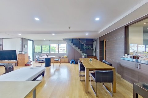 Duplex à Watthana, Bangkok, Thaïlande 3 chambres № 160610 - photo 4