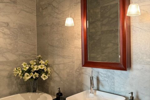 Studio in the Condo in Watthana, Bangkok, Thailand  № 160606 - photo 7