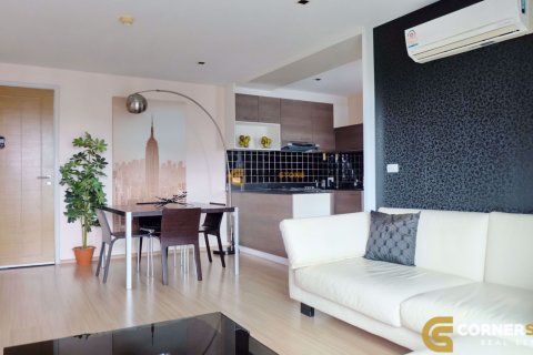 Studio dans le Condo à Chonburi, Thaïlande  № 178927 - photo 2