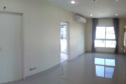 Кондоминиум с 2 спальнями в Ян Наве, Бангкок, Таиланд № 135791 - фото 3