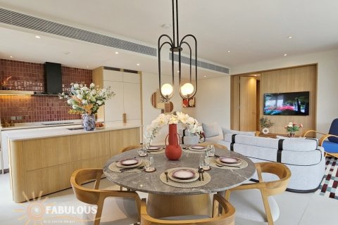 Condo in Bang Tao, Thailand, 2 bedrooms № 179606 - photo 9