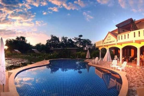 Maison à Udon Thani, Thaïlande 9 chambres № 140402 - photo 2