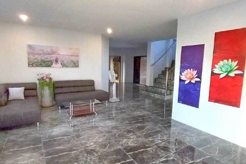 Maison à Udon Thani, Thaïlande 9 chambres № 140402 - photo 12