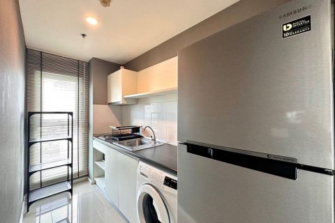 Кондоминиум с 2 спальнями в Клонг Тоэй, Бангкок, Таиланд № 140406 - фото 7