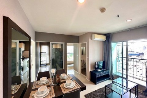 Кондоминиум с 2 спальнями в Клонг Тоэй, Бангкок, Таиланд № 140406 - фото 5