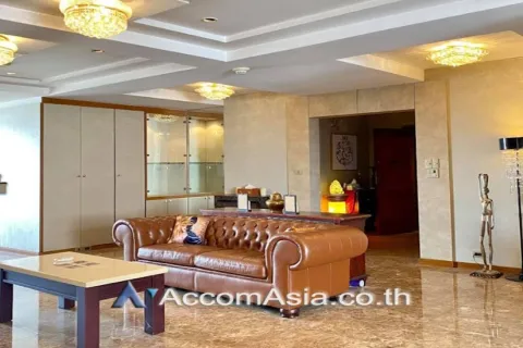 Condo in Khlong Toei, Bangkok, Thailand, 3 bedrooms  № 215333