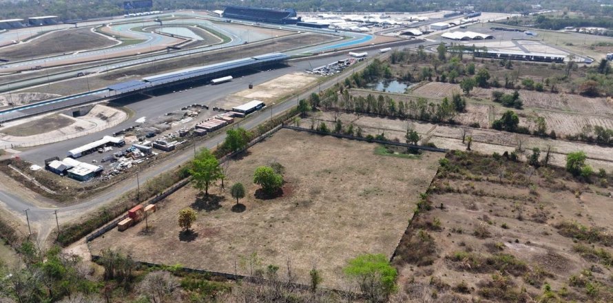 Terrain à Buriram, Thaïlande 16000 m2 № 169158
