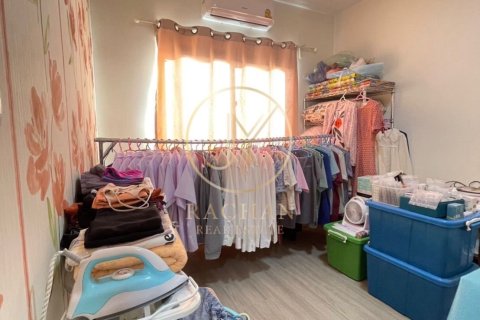 Townhouse in Bang Kruai, Thailand 3 bedrooms № 169162 - photo 20