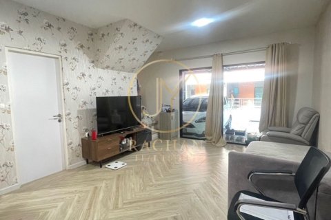 Townhouse in Bang Kruai, Thailand 3 bedrooms № 169162 - photo 10