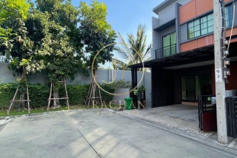 Townhouse in Bang Kruai, Thailand 3 bedrooms № 169162 - photo 2