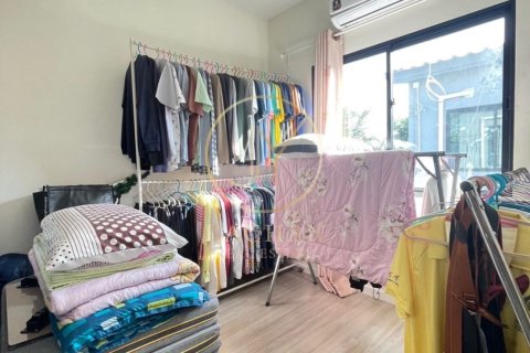 Townhouse in Bang Kruai, Thailand 3 bedrooms № 169162 - photo 18