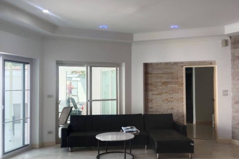 Villa in Pattaya, Thailand 4 bedrooms № 169160 - photo 14