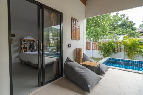 Villa in Surat Thani, Thailand 2 bedrooms № 169157 - photo 11