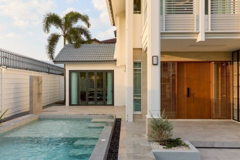 Вилла в Чиангмае, Таиланд с 4 спальнями № 169133 - фото 2