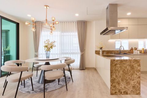 Вилла в Чиангмае, Таиланд с 4 спальнями № 169133 - фото 11