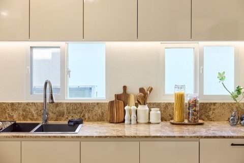 Вилла в Чиангмае, Таиланд с 4 спальнями № 169133 - фото 12