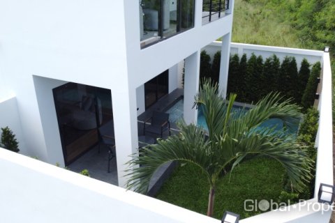 House in Pattaya, Thailand 4 bedrooms № 153745 - photo 4