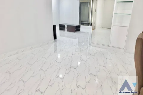 Condo à Watthana, Bangkok, Thaïlande, 2 chambres  № 215299 - photo 2
