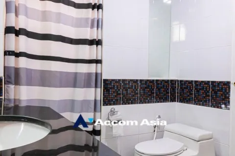 Condo in Khlong Toei, Bangkok, Thailand, 3 bedrooms  № 215300 - photo 13