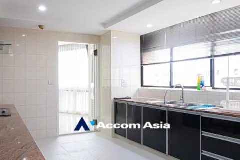 Condo in Khlong Toei, Bangkok, Thailand, 3 bedrooms  № 215300 - photo 8