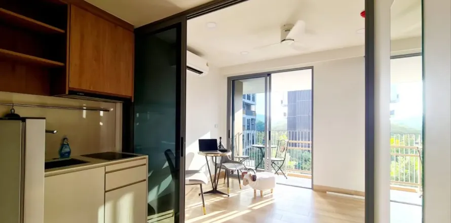 Studio in the Condo in Bang Tao, Thailand  № 164917